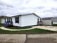 897 E Lake St #114, Lake Mills, WI 53551