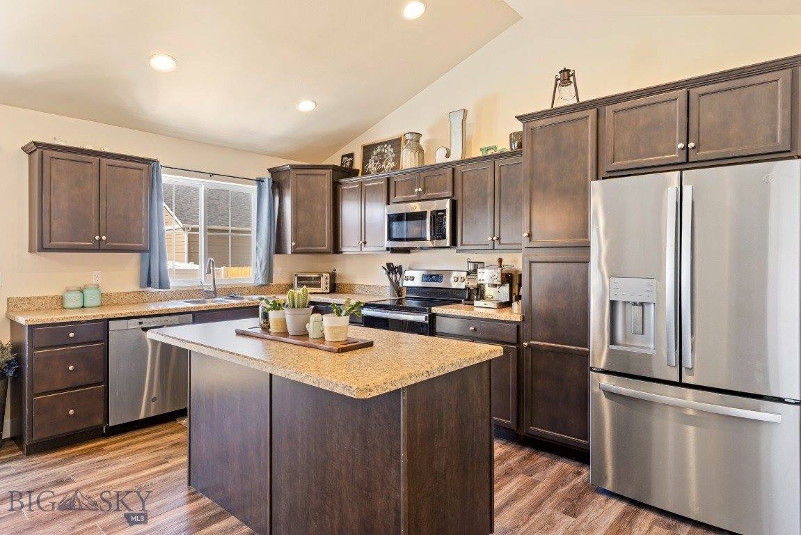 701 Mogul Street, Belgrade, MT 59714