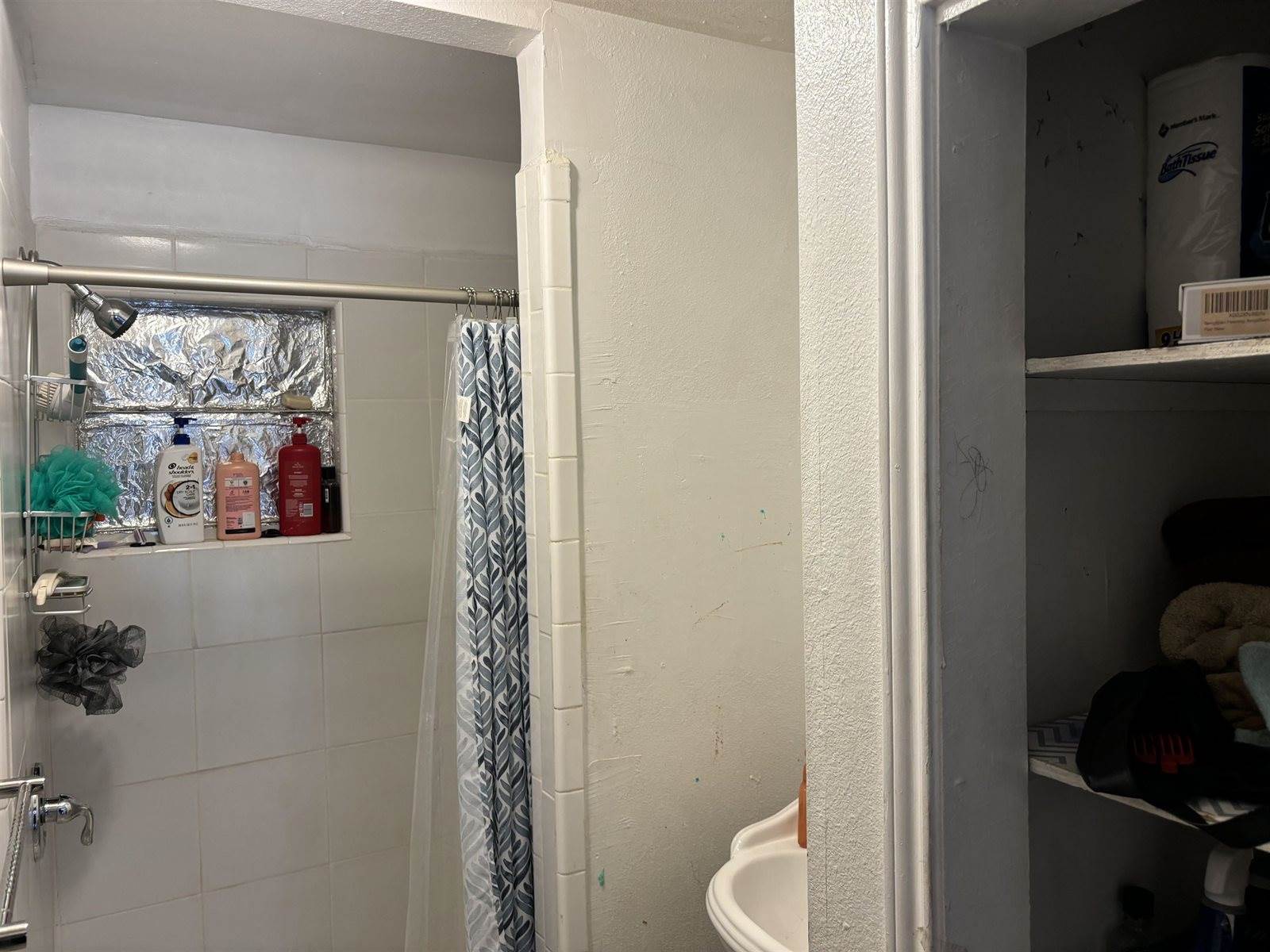 916 Guerrero St, Laredo, TX 78043