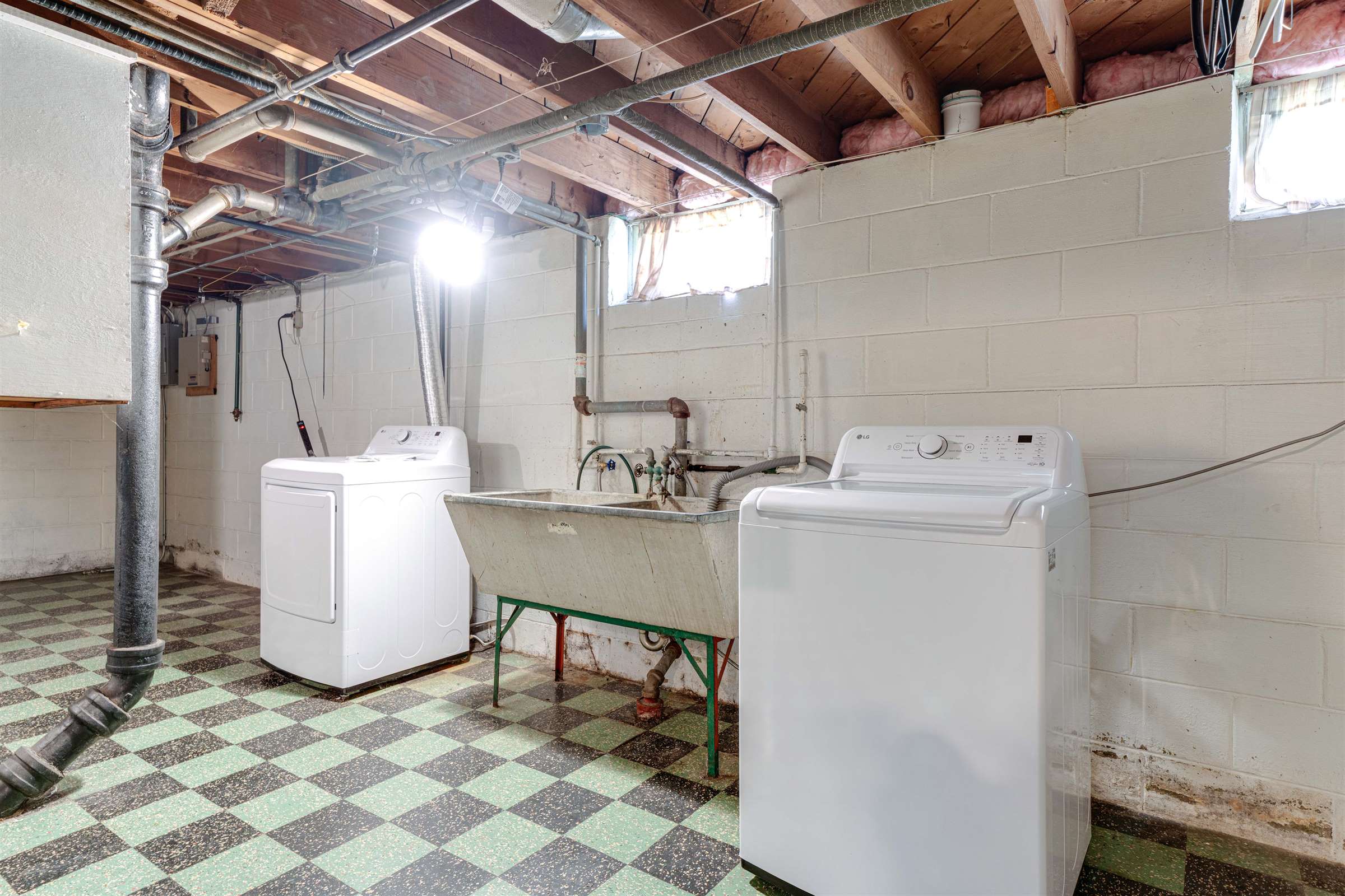 4906 N 24th Pl, Milwaukee, WI 53209