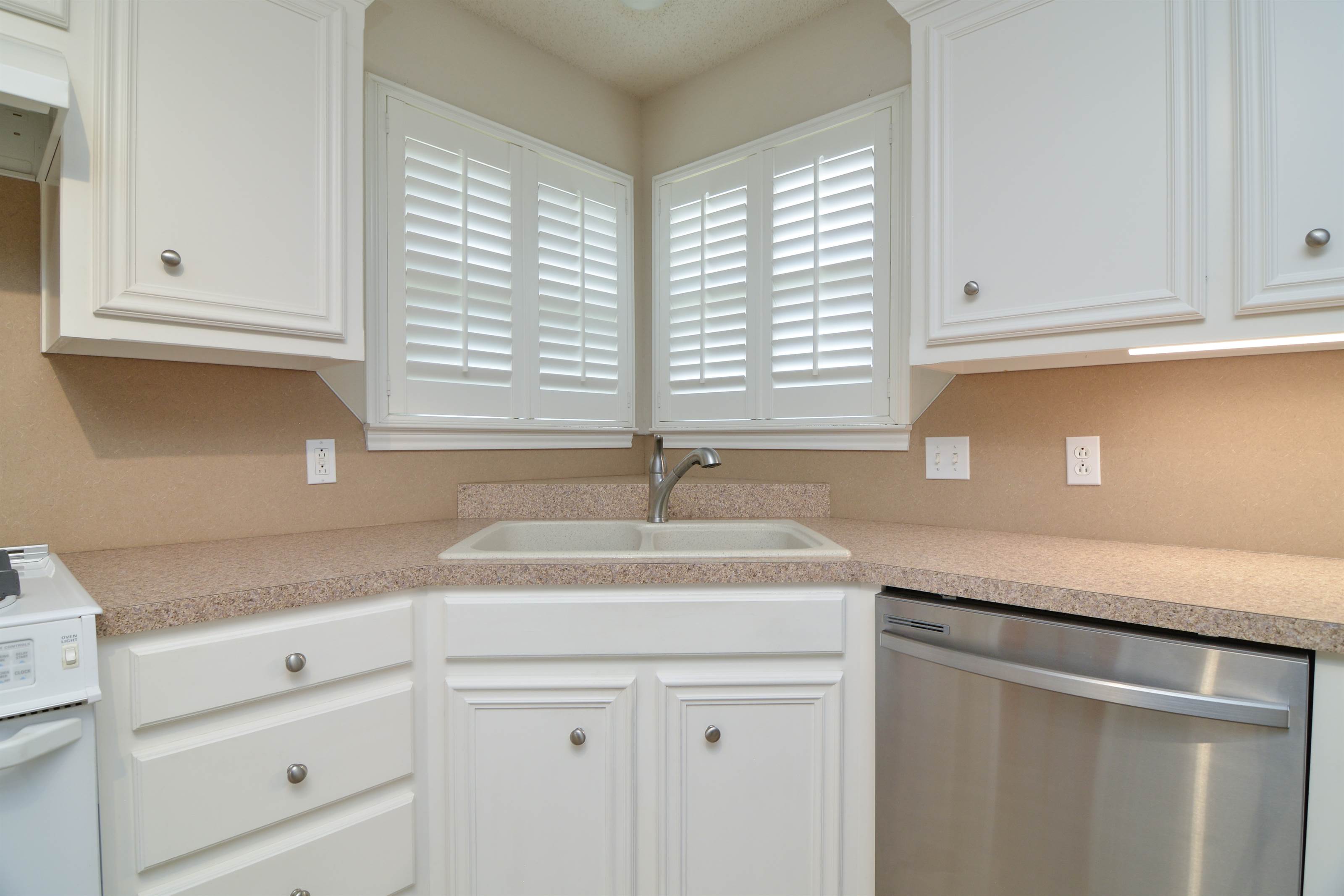 9808 Huron Ave, Lubbock, TX 79424