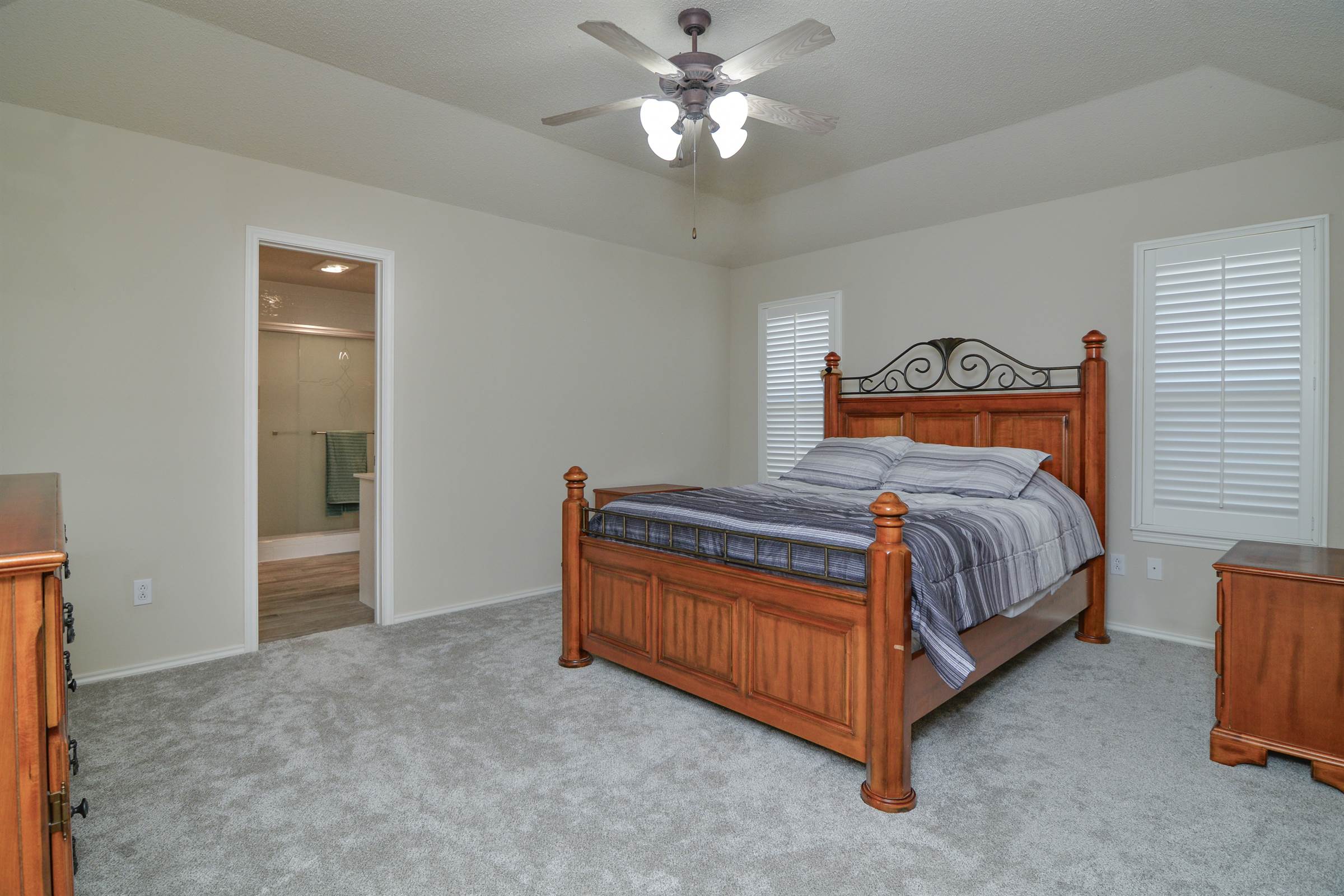 9808 Huron Ave, Lubbock, TX 79424