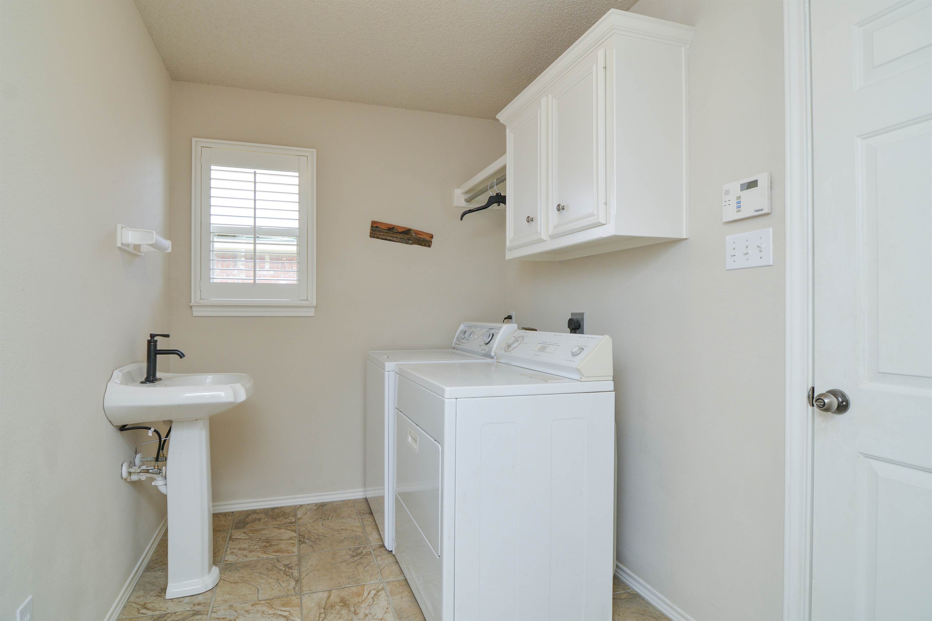 9808 Huron Ave, Lubbock, TX 79424