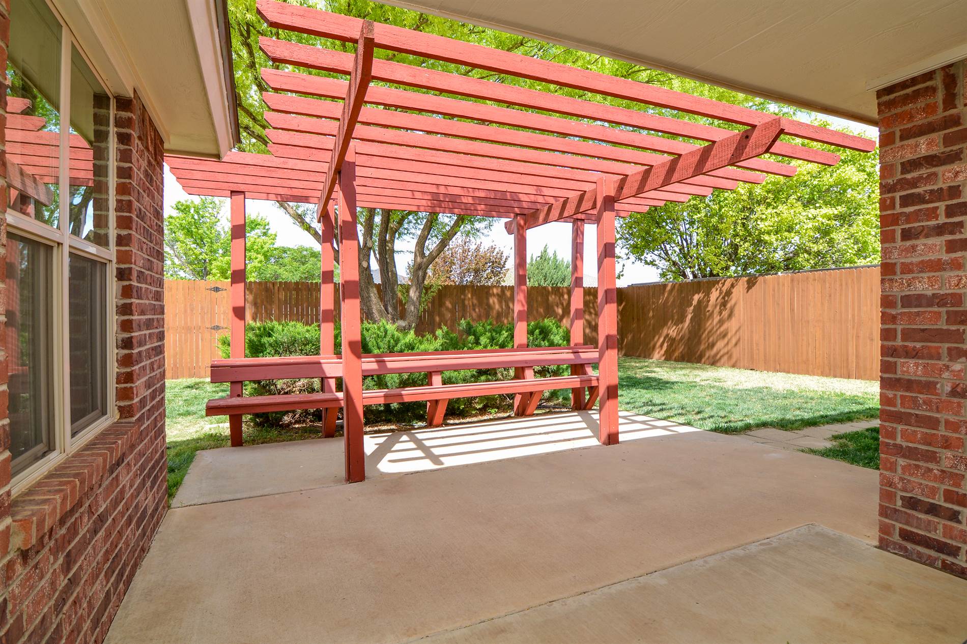 9808 Huron Ave, Lubbock, TX 79424