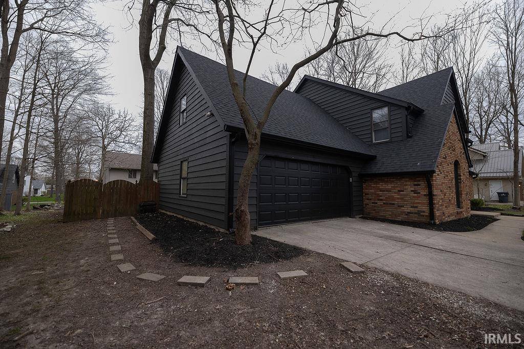 8308 N Wilderness Road, Muncie, IN 47303