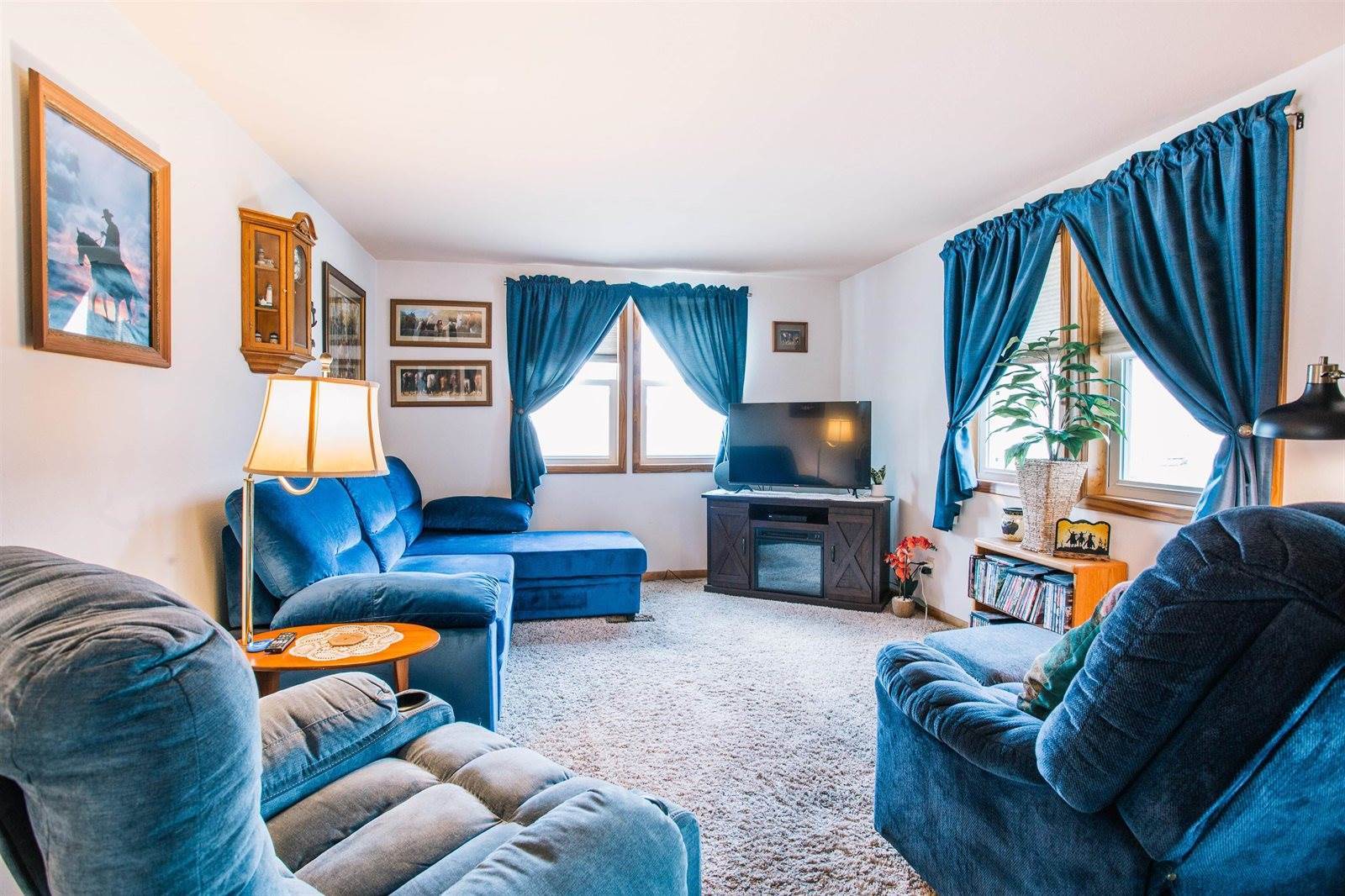 209 N Eaton Avenue, Greenwood, WI 54437