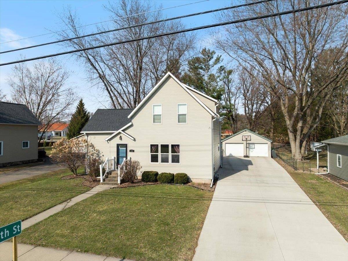 612 S Washington Avenue, Marshfield, WI 54449