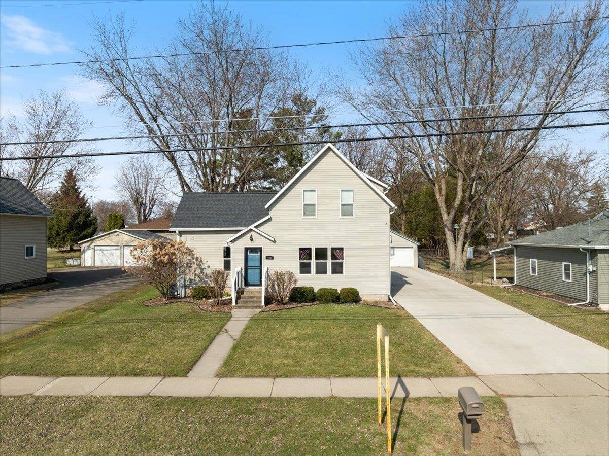 612 S Washington Avenue, Marshfield, WI 54449