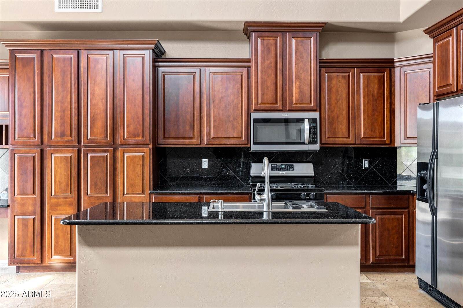 3033 West Redwood Lane, Phoenix, AZ 85045