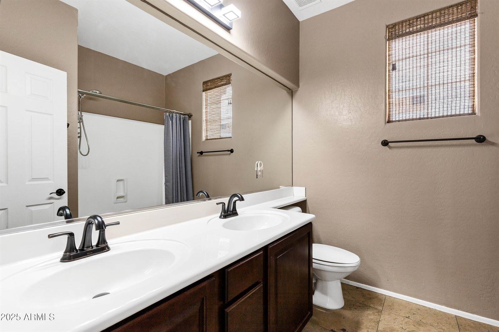 3033 West Redwood Lane, Phoenix, AZ 85045