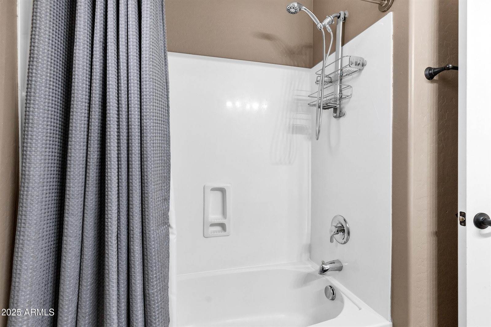 3033 West Redwood Lane, Phoenix, AZ 85045