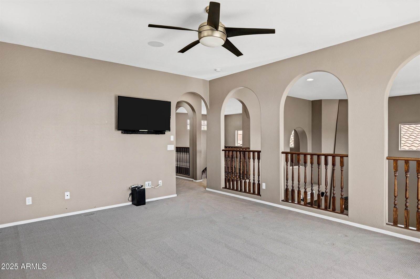 3033 West Redwood Lane, Phoenix, AZ 85045