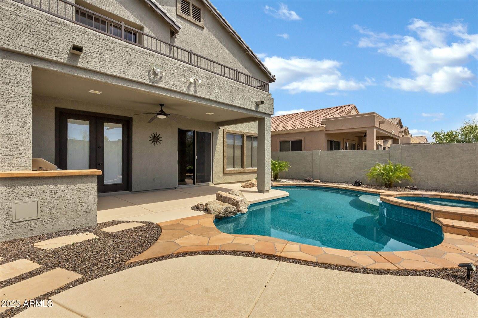 3033 West Redwood Lane, Phoenix, AZ 85045