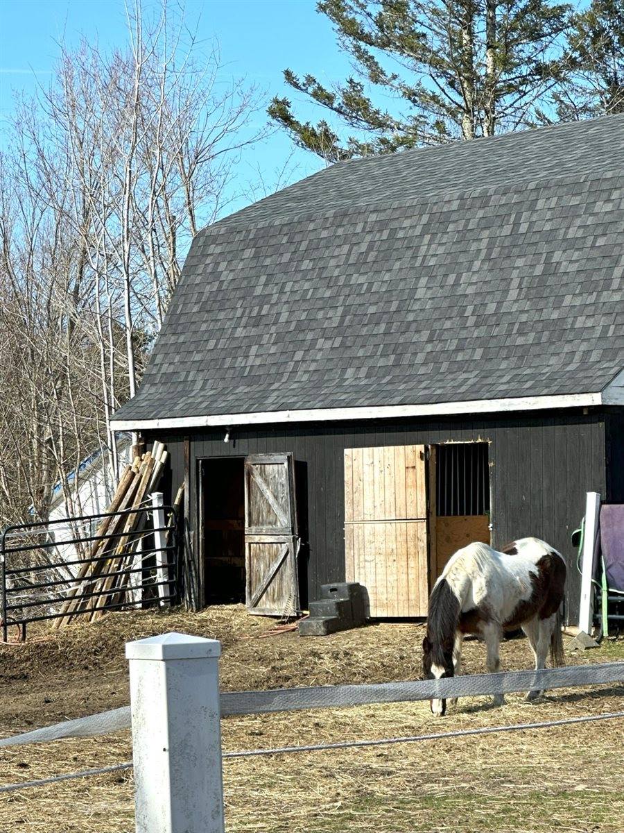 6 Ridge Road, Corinth, ME 04427