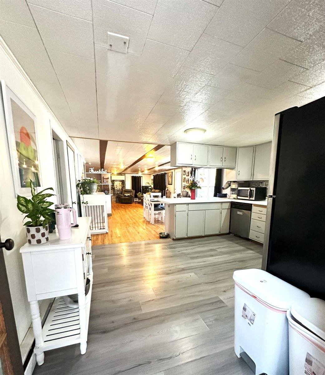 6 Ridge Road, Corinth, ME 04427