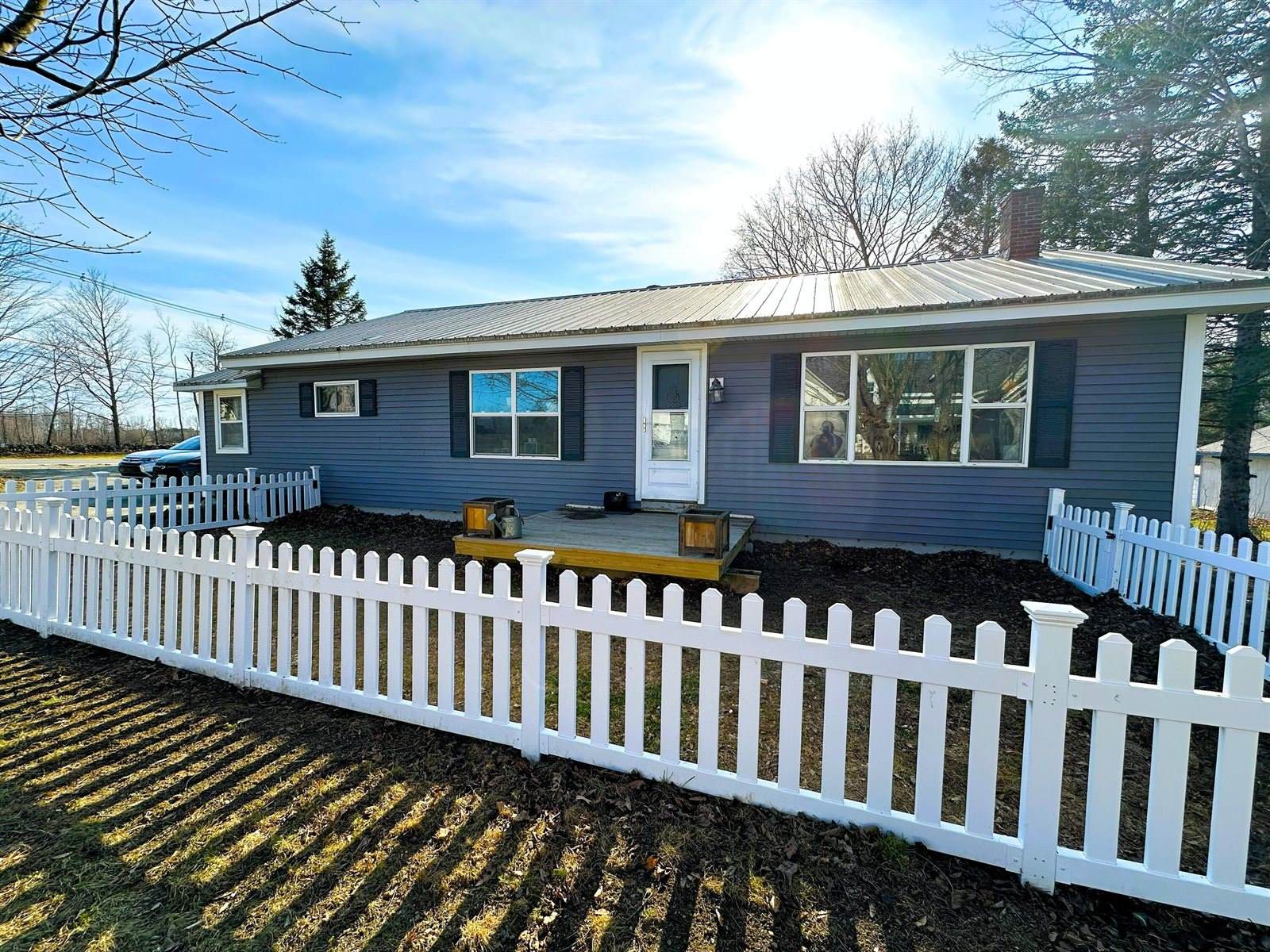 6 Ridge Road, Corinth, ME 04427