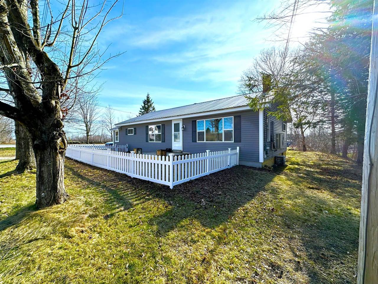 6 Ridge Road, Corinth, ME 04427