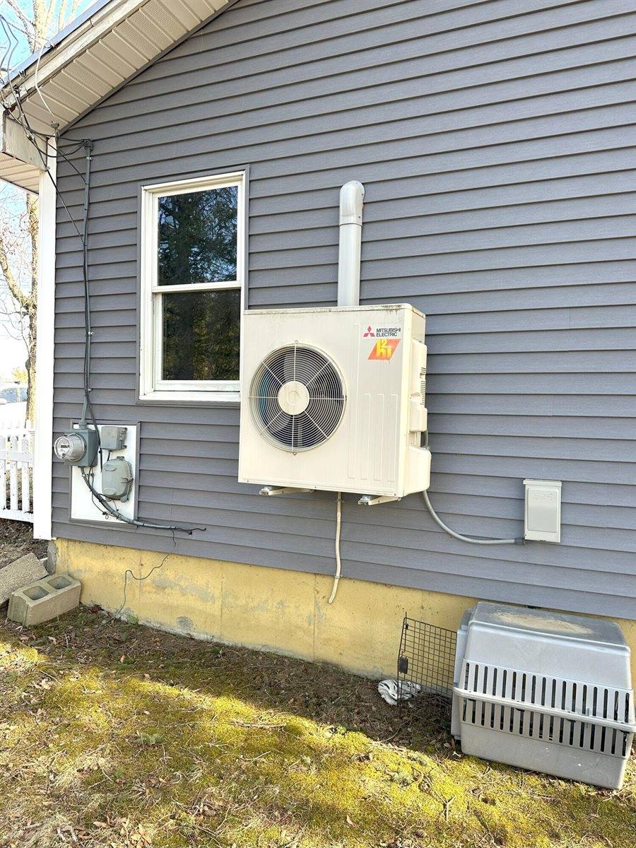 6 Ridge Road, Corinth, ME 04427