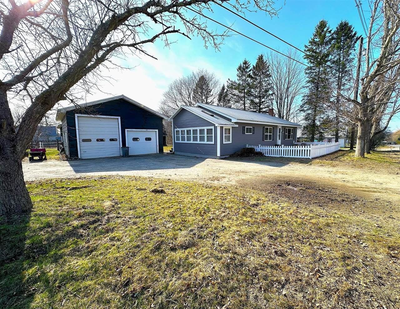 6 Ridge Road, Corinth, ME 04427