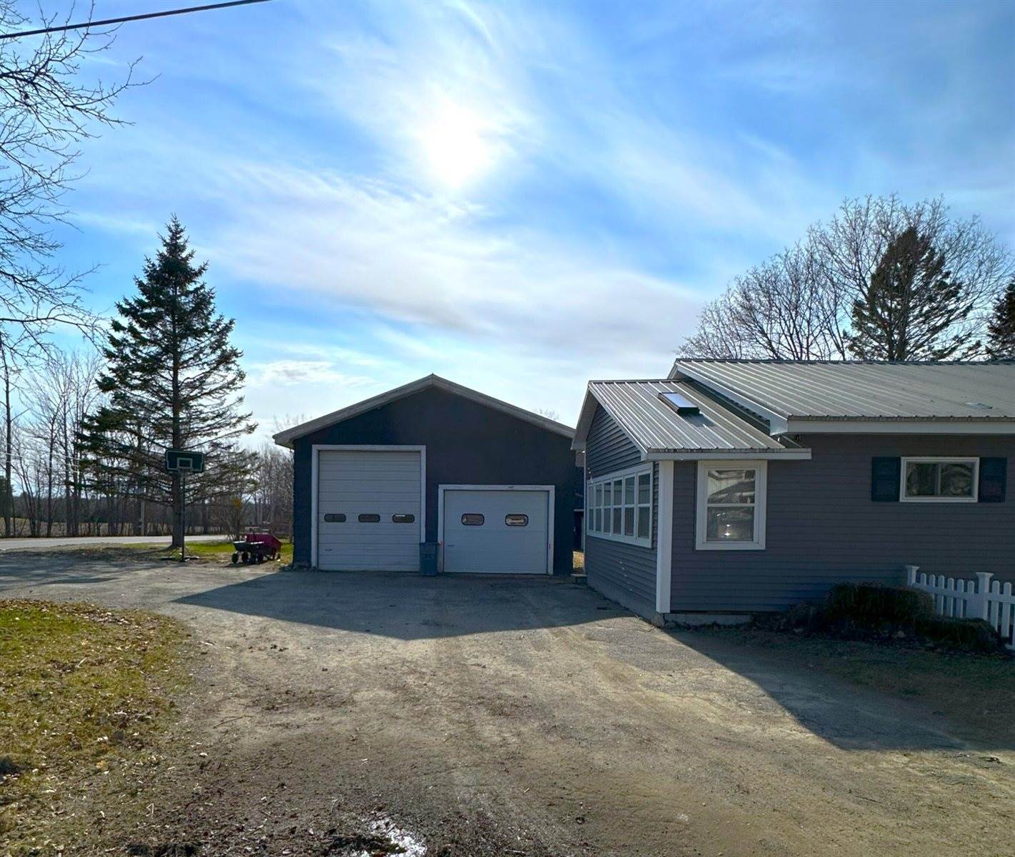 6 Ridge Road, Corinth, ME 04427