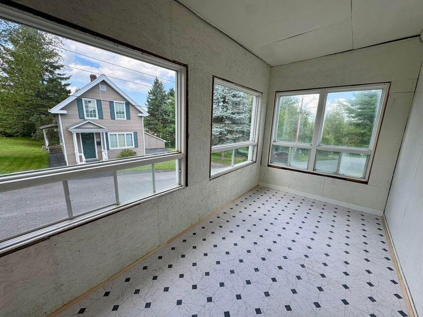 90 7th Avenue, Madawaska, ME 04756