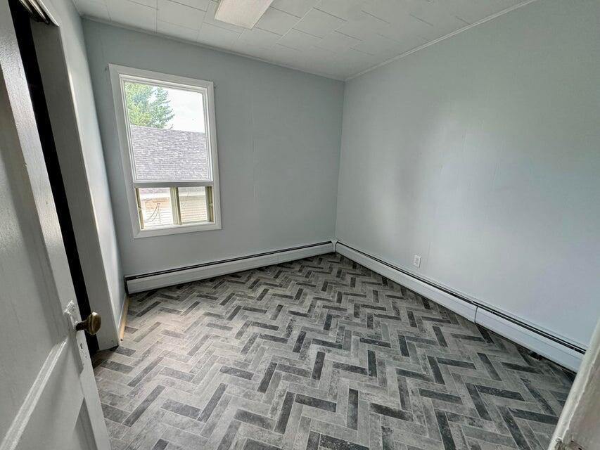 90 7th Avenue, Madawaska, ME 04756