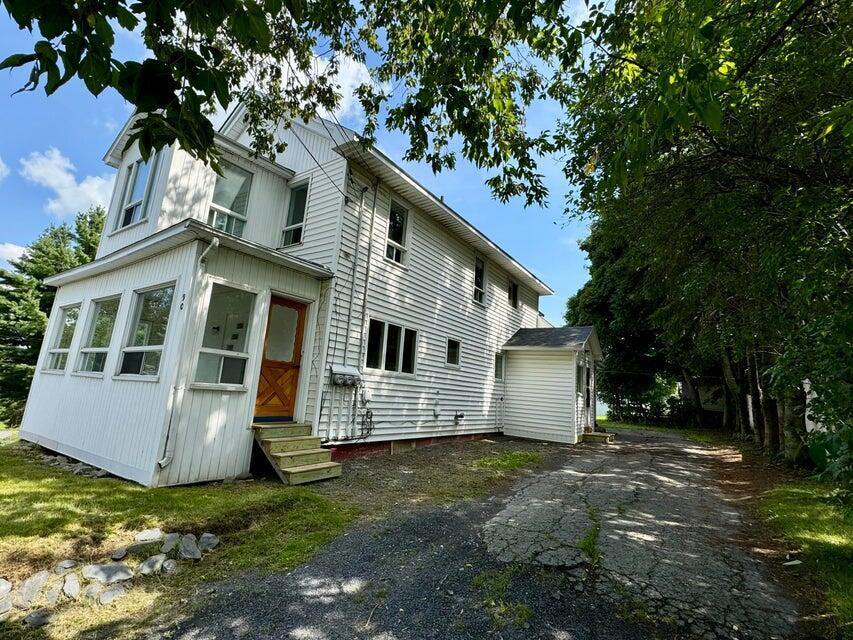 90 7th Avenue, Madawaska, ME 04756