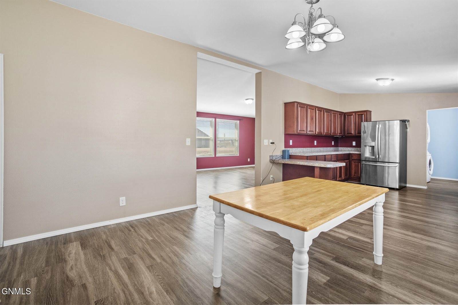 5611 Stoneview Avenue, Williston, ND 58801