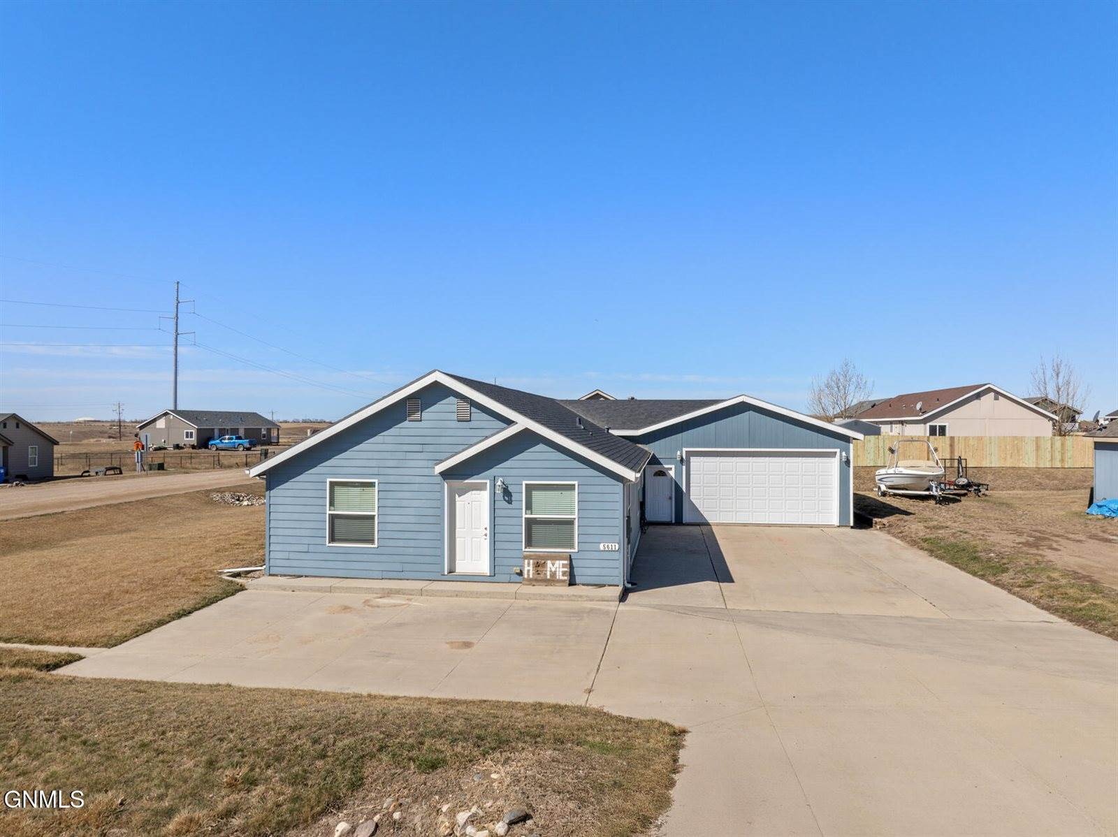 5611 Stoneview Avenue, Williston, ND 58801