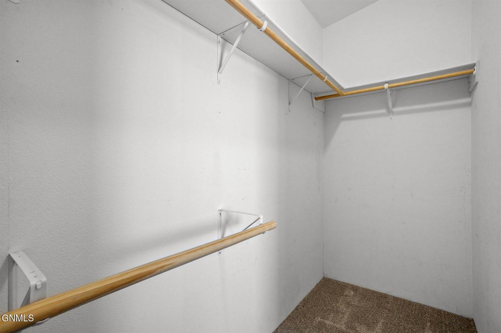 5611 Stoneview Avenue, Williston, ND 58801