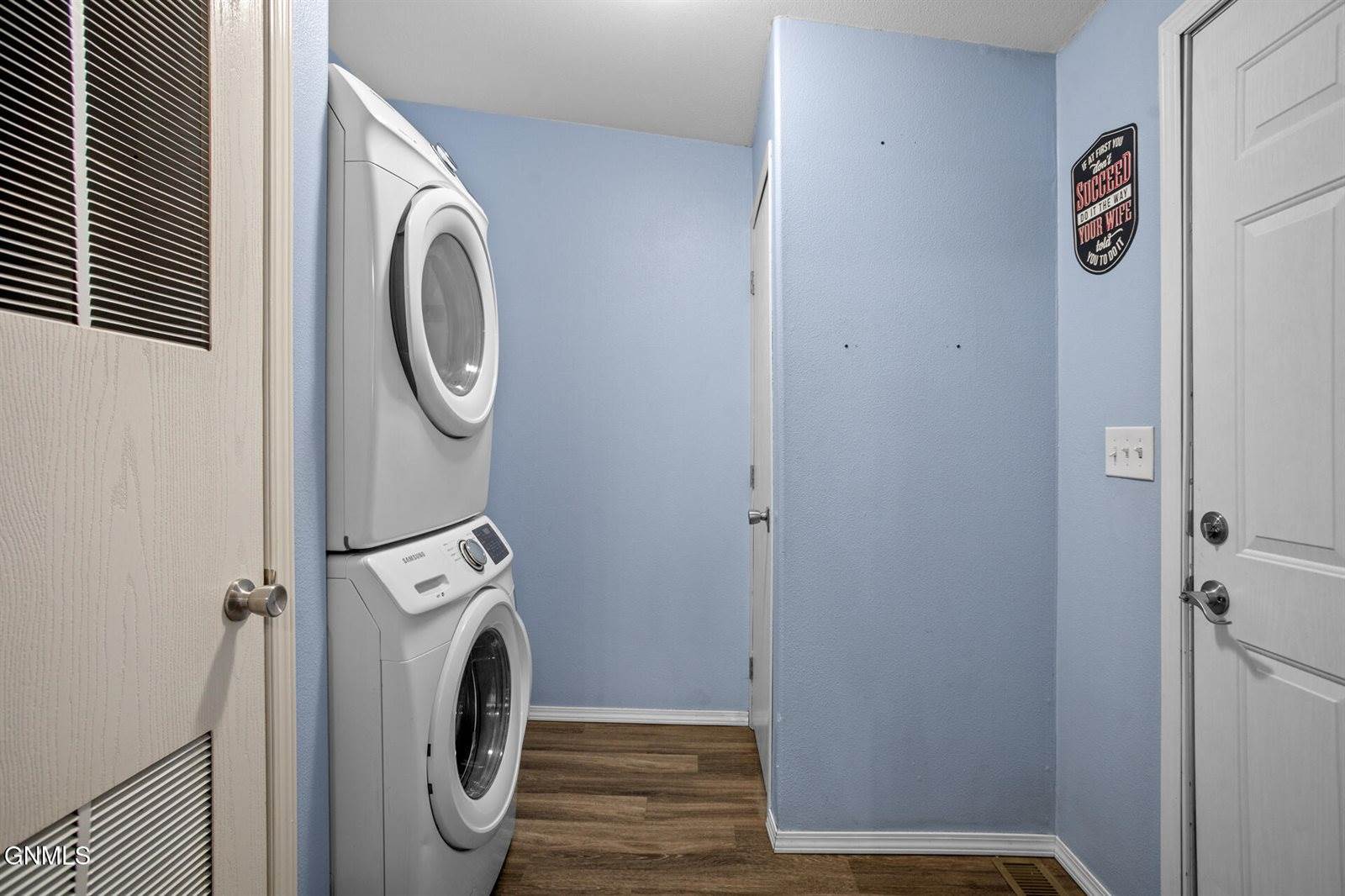 5611 Stoneview Avenue, Williston, ND 58801