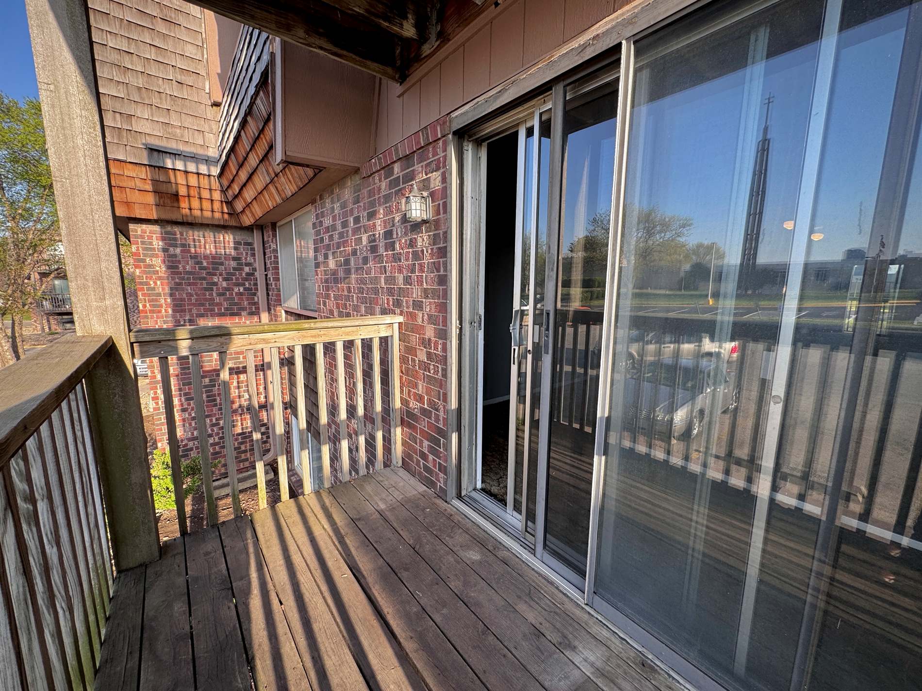 2319 SW Briarwood PLZ, Topeka, KS 66611