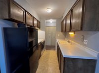 2319 SW Briarwood PLZ, Topeka, KS 66611