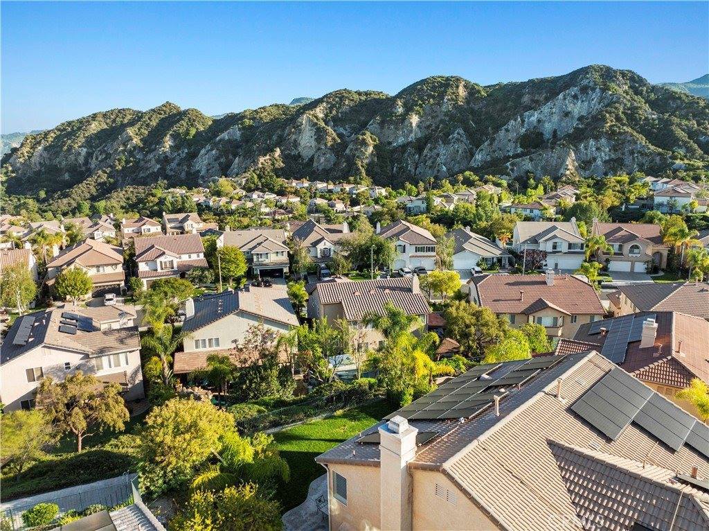 25626 Moore Lane, Stevenson Ranch, CA 91381