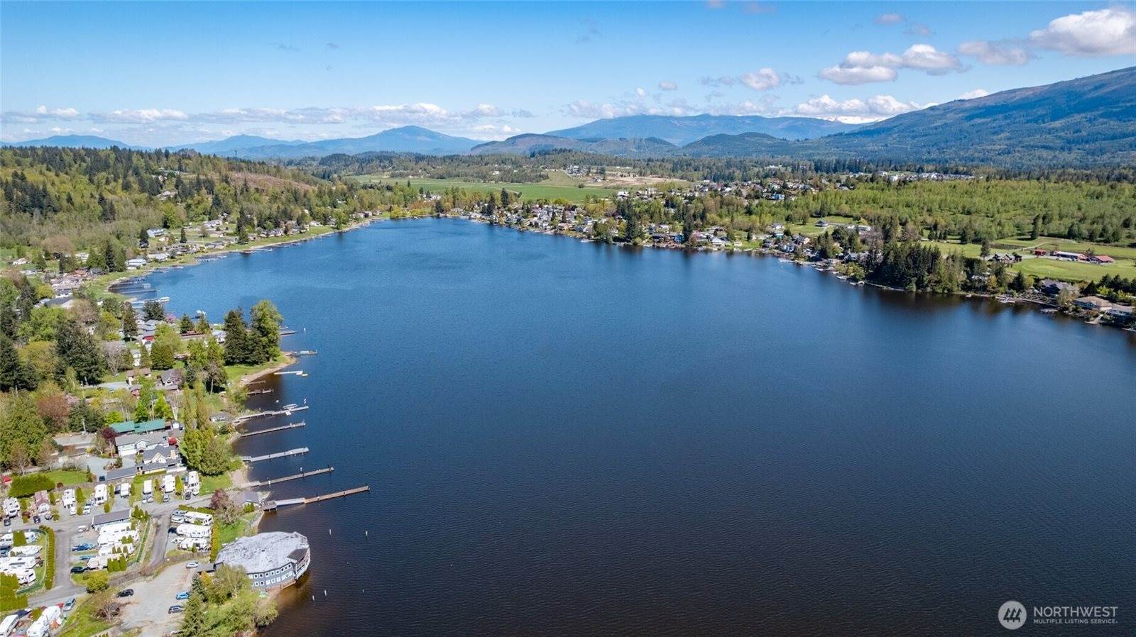 18068 West Big Lake Boulevard, Mount Vernon, WA 98274