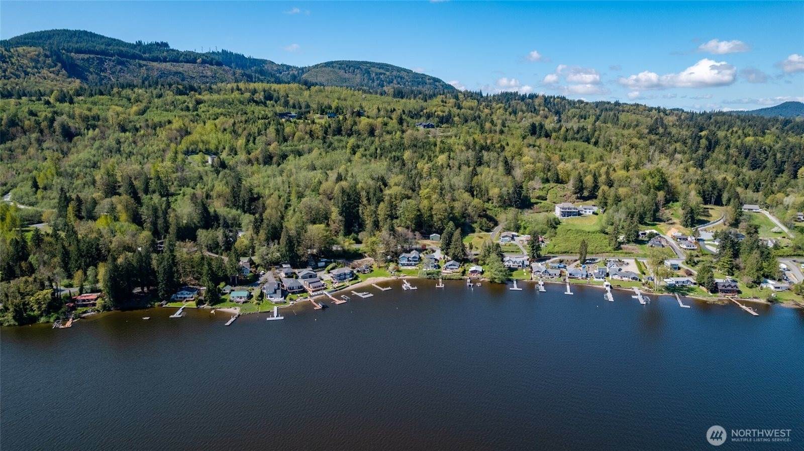 18068 West Big Lake Boulevard, Mount Vernon, WA 98274