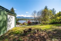 18068 West Big Lake Boulevard, Mount Vernon, WA 98274