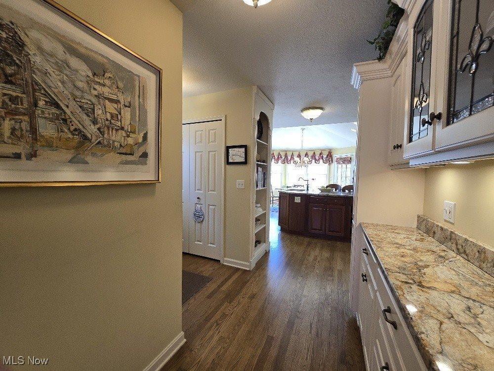 21375 Endsley Avenue, Rocky River, OH 44116