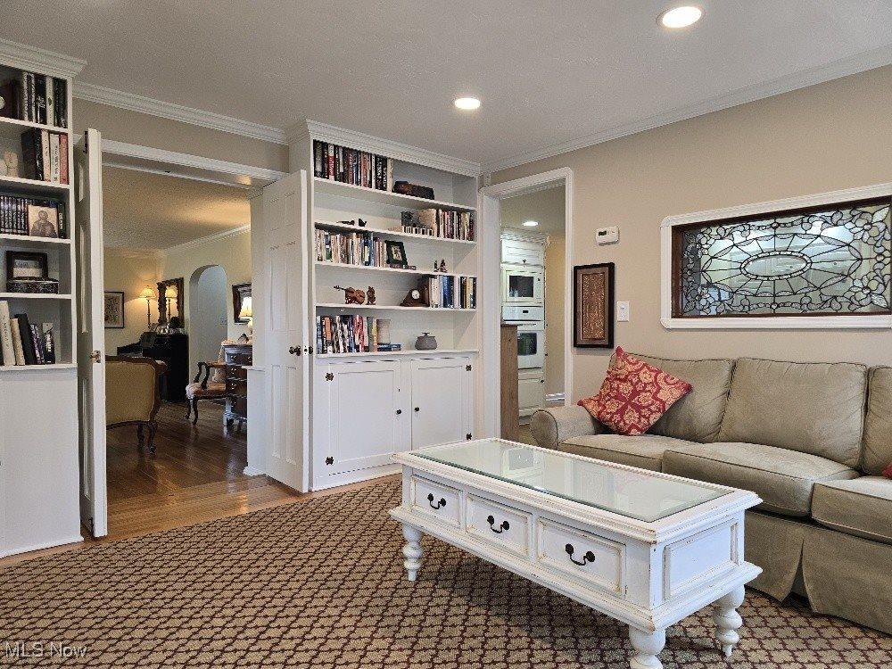 21375 Endsley Avenue, Rocky River, OH 44116