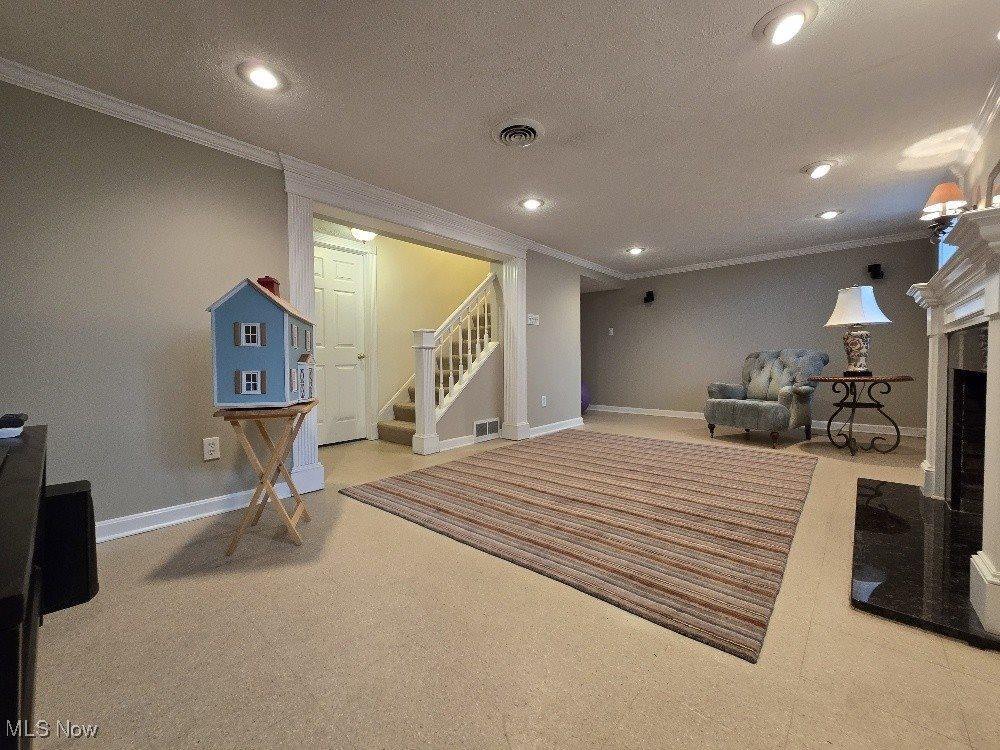 21375 Endsley Avenue, Rocky River, OH 44116