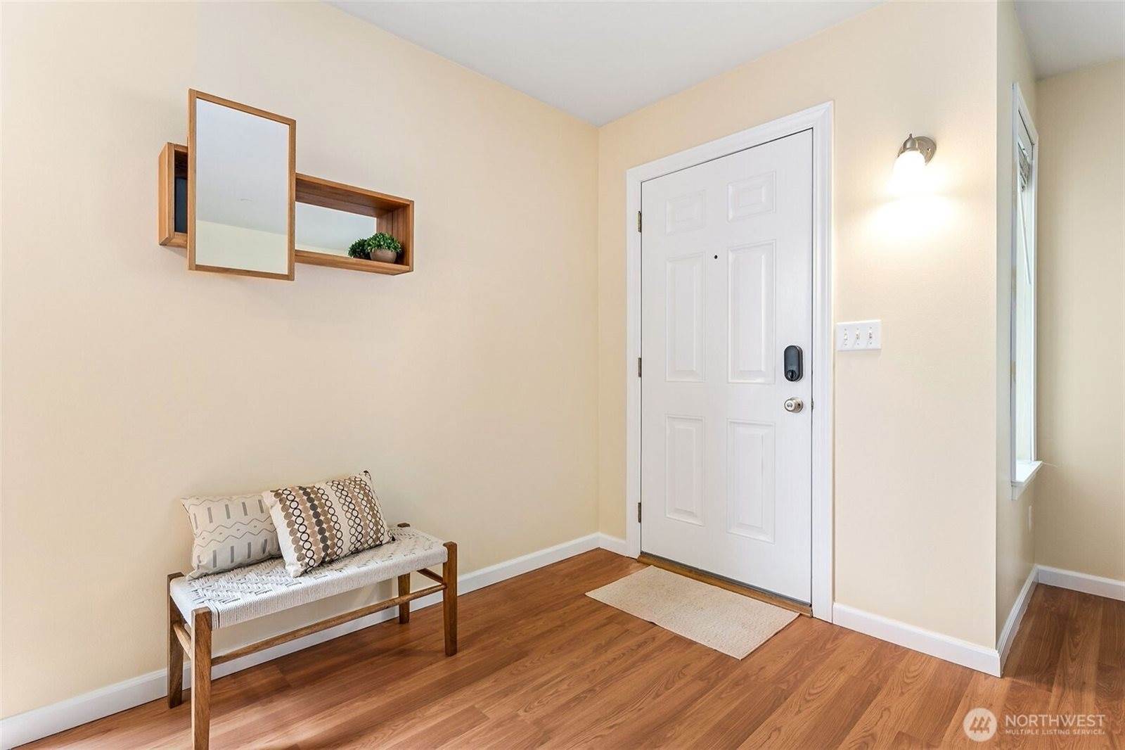 1946 McDonald Avenue, Dupont, WA 98327