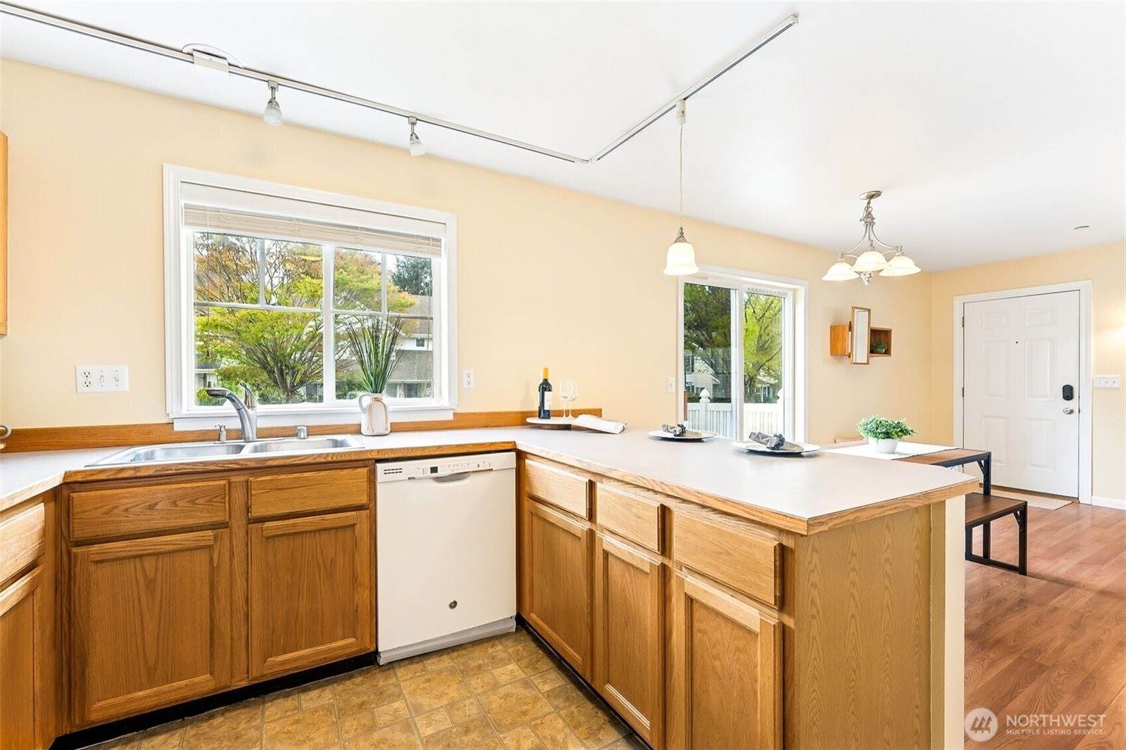 1946 McDonald Avenue, Dupont, WA 98327