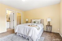 1946 McDonald Avenue, Dupont, WA 98327