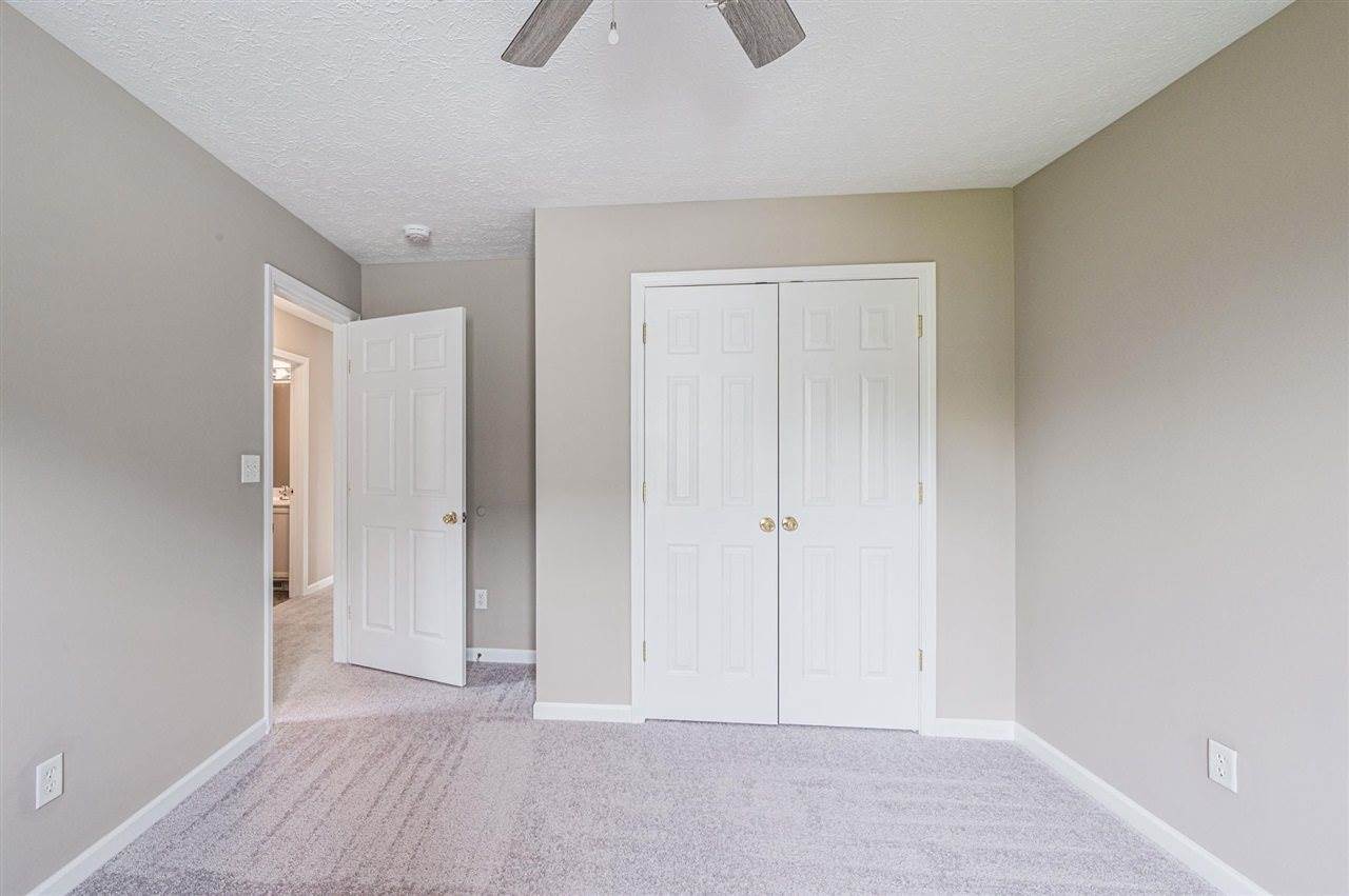 323 Turkey Run Drive, Bowling Green, KY 42101