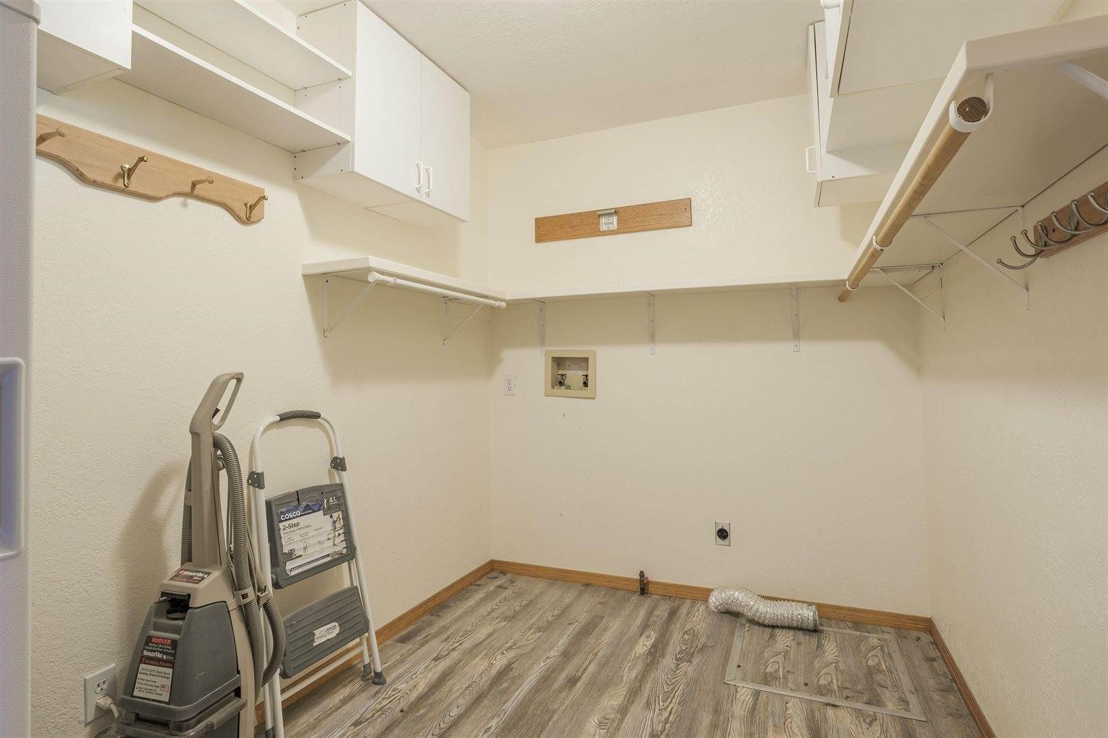 2461 Ridge Road, Delta, CO 81416