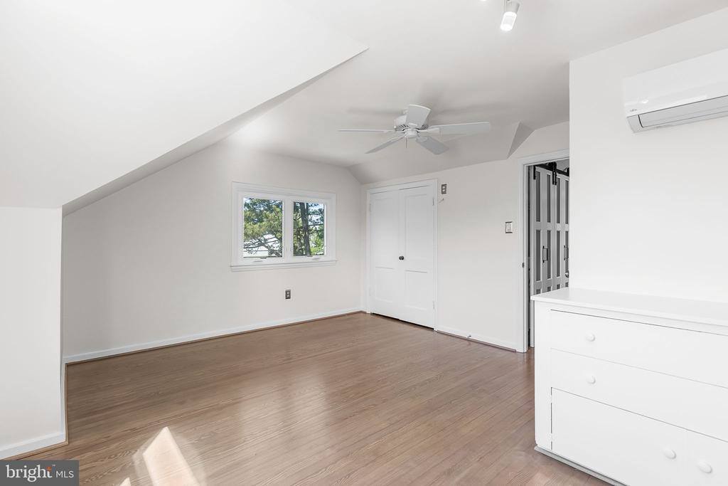 6923 Duke Drive, Alexandria, VA 22307