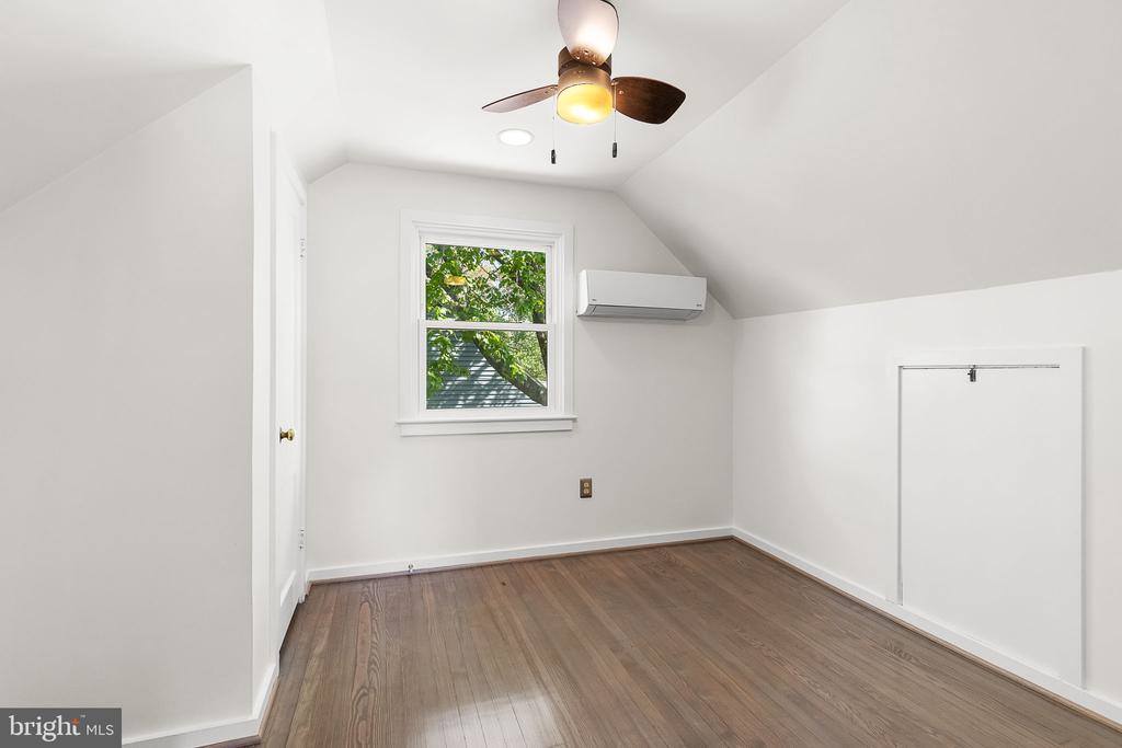 6923 Duke Drive, Alexandria, VA 22307