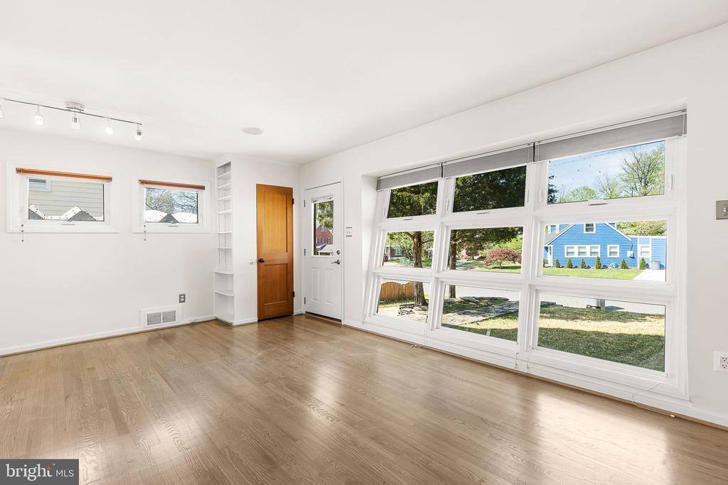 6923 Duke Drive, Alexandria, VA 22307