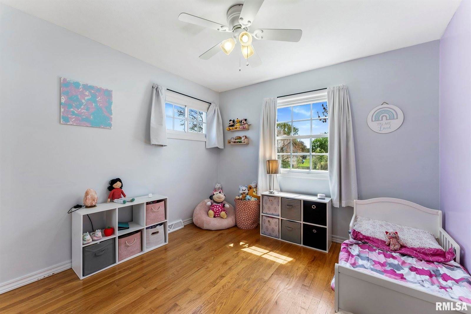 1524 Hickory Lane, Bettendorf, IA 52722