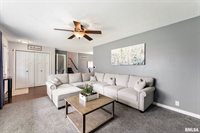 1524 Hickory Lane, Bettendorf, IA 52722